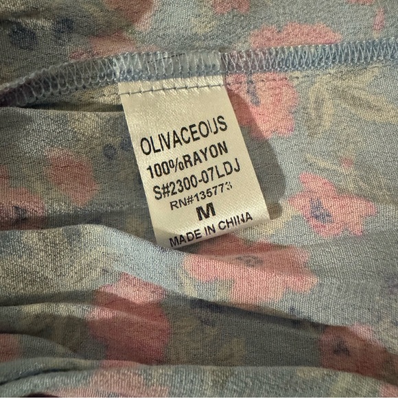 NWT OLIVACEOUS Short Sleeve Floral Printed Ruffle Boho Dress Women’s Medium - Picture 6 of 6